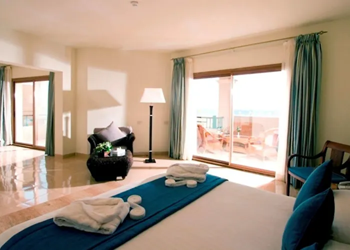 Resort Swiss Dream Taba